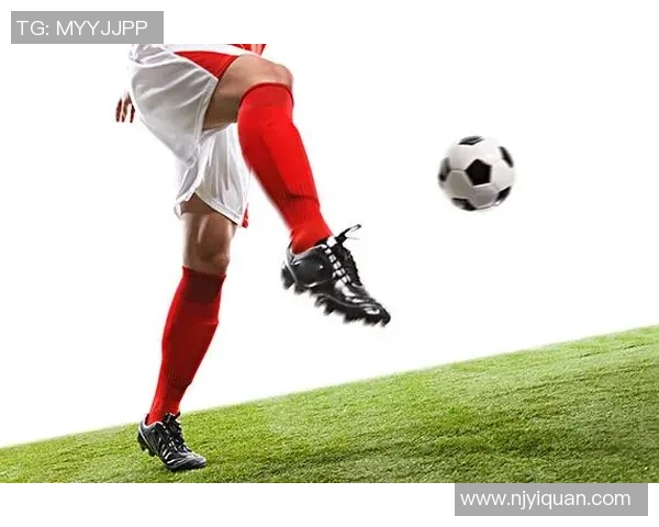 足球明星花球精彩瞬间全景展示及其背后的故事解析