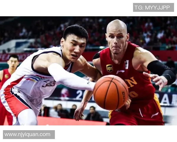 重庆篮球队以51分领跑挑战赛积分榜展现强劲实力与团队合作精神